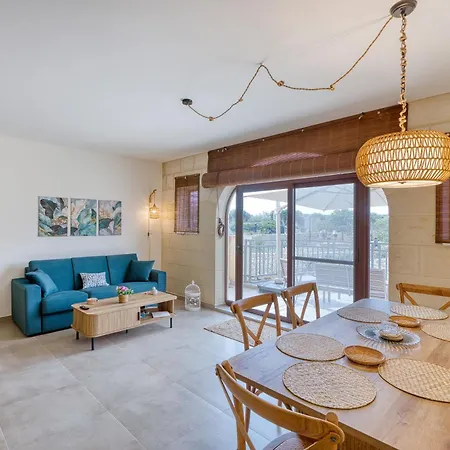 Modern 2br Qala Gozo Apt, Shared Pools Appartement San Martin