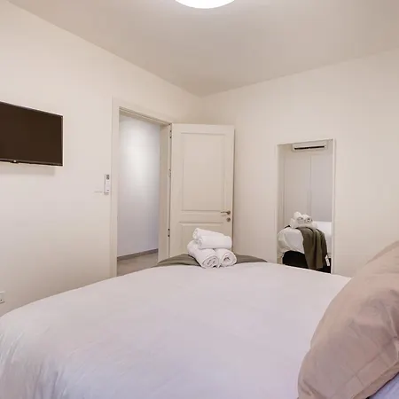 Modern 2br Qala Gozo Apt, Shared Pools Appartement San Martin