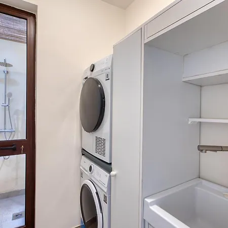 Modern 2br Qala Gozo Apt, Shared Pools San Martin