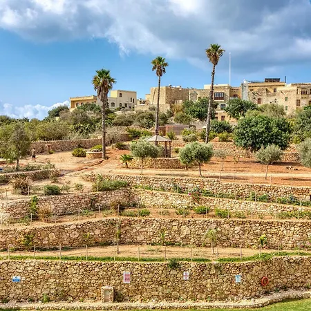 Modern 2br Qala Gozo Apt, Shared Pools * San Martin